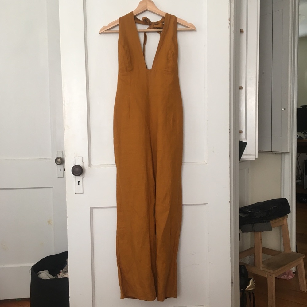 Aritzia Wilfred Nanon Linen Halter Jumpsuit